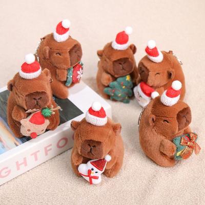 Lindo Pingente de Capivara de Natal Chaveiro de Pelúcia Bonito Boneco de Pelúcia Macio Brinquedo Decoração Pendurada para Mochila Presente de Ano