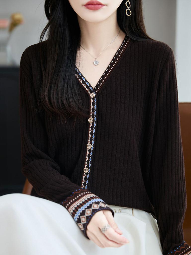 Andy Plush Knit Cardigan For Women With Vneck And Long Sleeves For Casual Wear