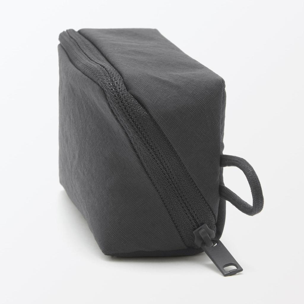 MUJI Wrinkle Nylon Dark 11 x 6 x 84473913 Wide-Opening Pouch, Gray, Small, Approx. 3.5 cm,