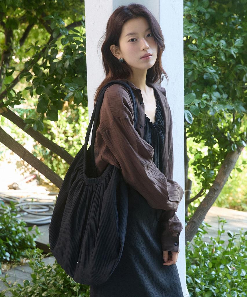 Adaul Big Pleats Pot Bag - 2Color