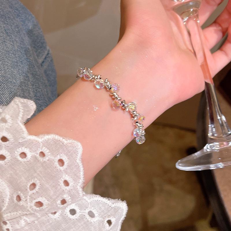 "Elegant Women's Pearl, Obsidian, and Crystal Bracelet - Chinese Ancient Style"