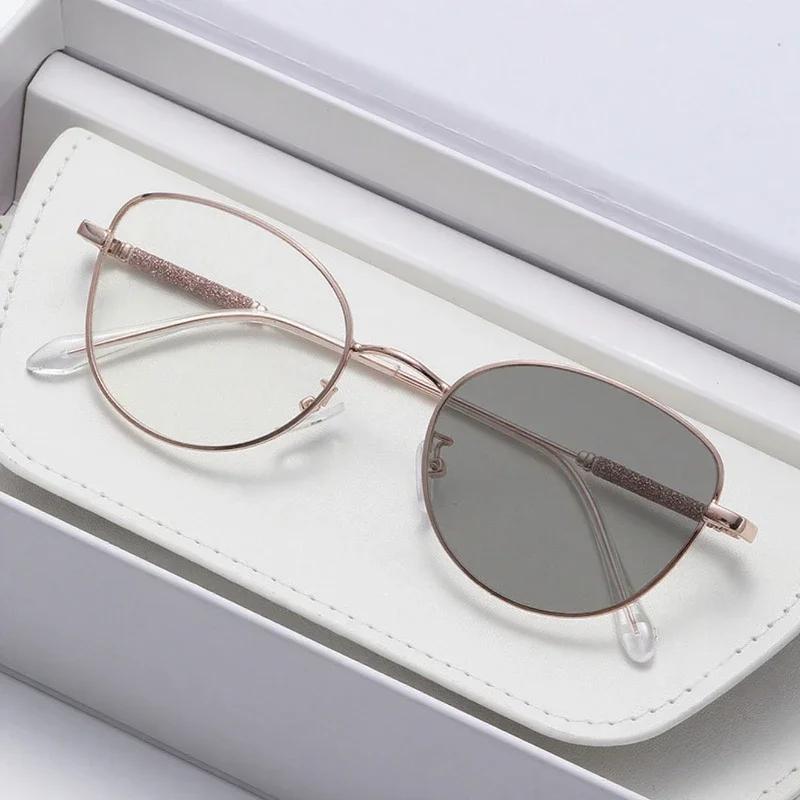 

New Stylish Metal Frame Photochromic Women s Myopia Glasses Ultra Light Neutral Display White Anti Blue Light Glasses Quality 0