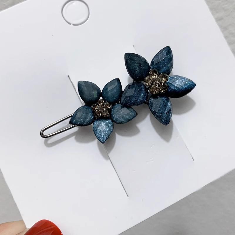 Elegant Blue Star Alloy Hair Clip - Minimalist Luxury Accessory