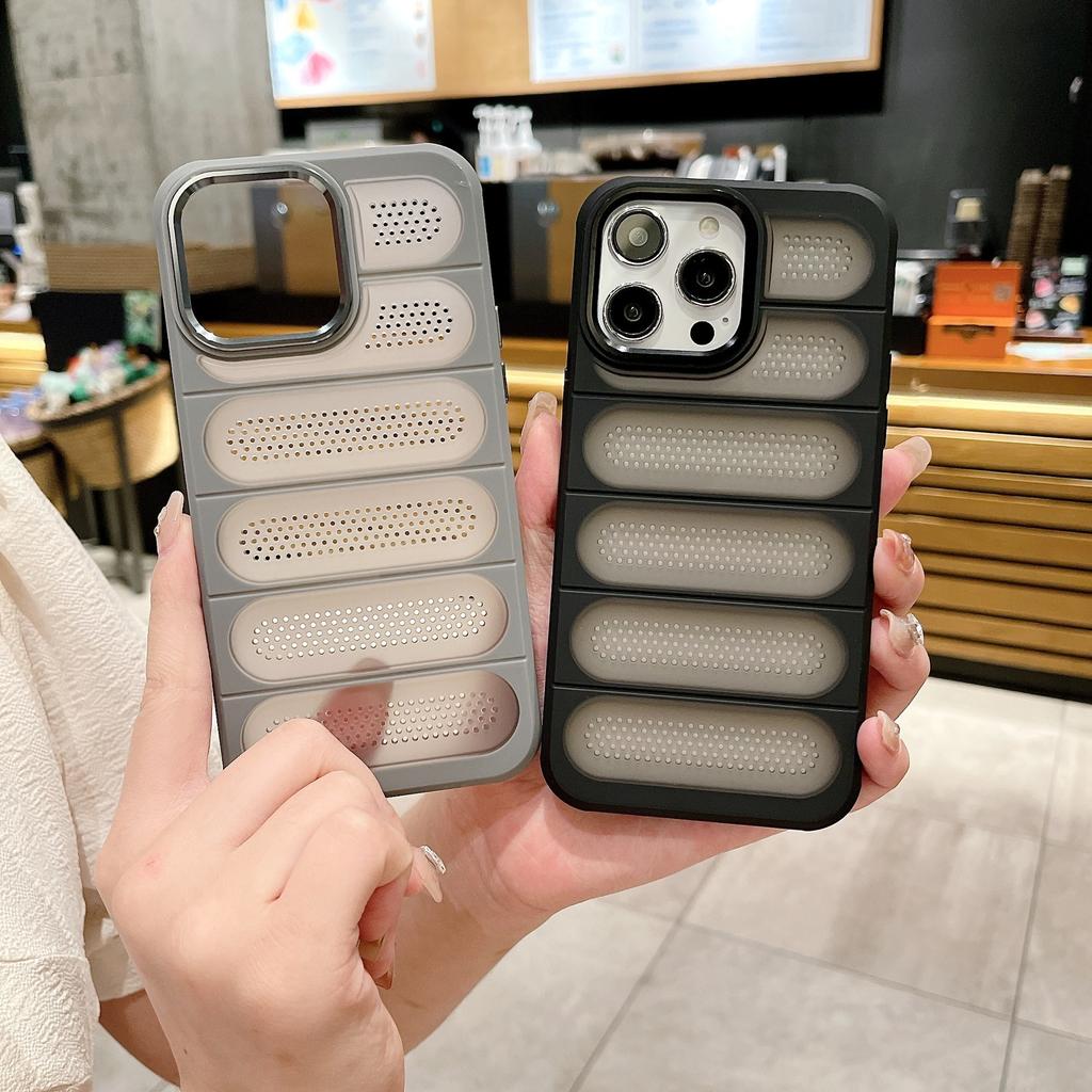 Applicable To IPhone16proMax Frosted Breathable Heat Dissipation Hole Mobile Phone Case Apple 15 Anti-fall Mesh Shell 14 Protective Cover