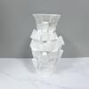Moderne geprägte Harz-Blumenvase - Mattweiße Dekoration für Zuhause oder Büro