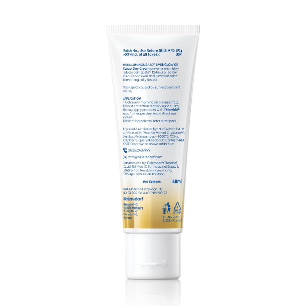 Nivea Leuchtende, ebenmäßige Öl-Kontroll-Tagescreme & Feuchtigkeitscreme für das Gesicht, LSF 50 mit UV-Schutz & UVA/UVB-Filtern, 40 ml