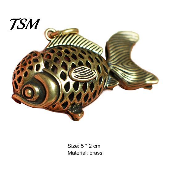 Pendant Anti-fade Key Vividly Engraved Brass Gifts Hollow-carved Carp Keychain Ornament for Home