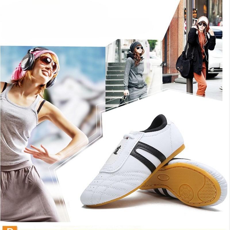 Fashion Taekwondo Shoes Art Light Breathable Boxing Karate Kung Fu Gym Workout Non-slip Soft Oxford Soles Sports Body Shoes