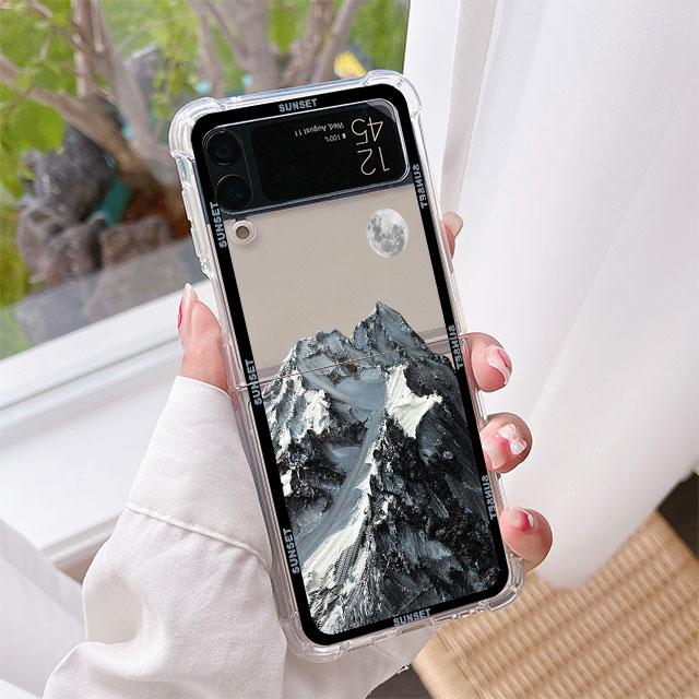 Retro Moon Aesthetic Snow Mountain Luxury Case For Samsung Galaxy Z Flip 3 4 5G Funda Z Flip3 Clear PC Hard Back Phone Coque