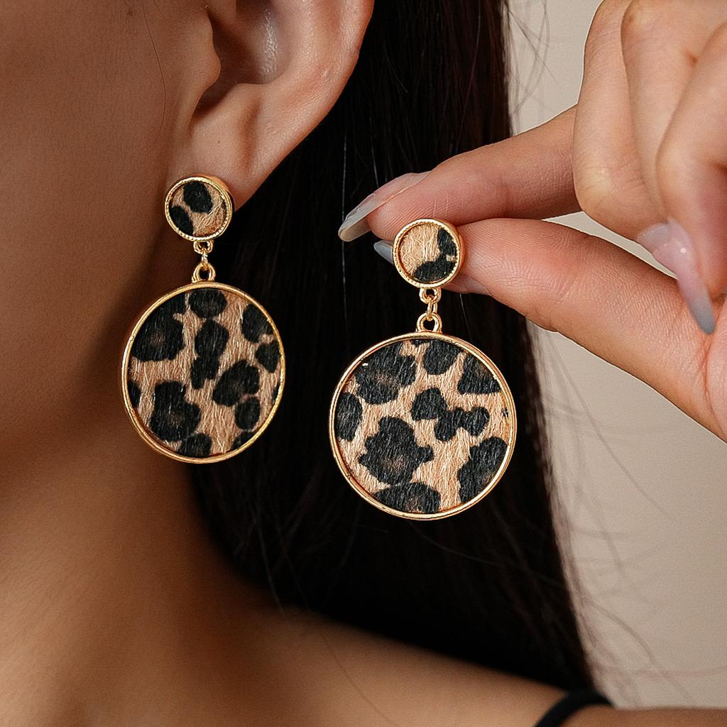 European and American autumn and winter retro geometric round flower leopard print silver needle earrings Maillard niche earrings
