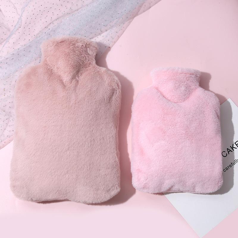 Large Water-Filled Women's Hot Water Bottle with Solid Color Flannel Cover, 2000 Ml Capacity