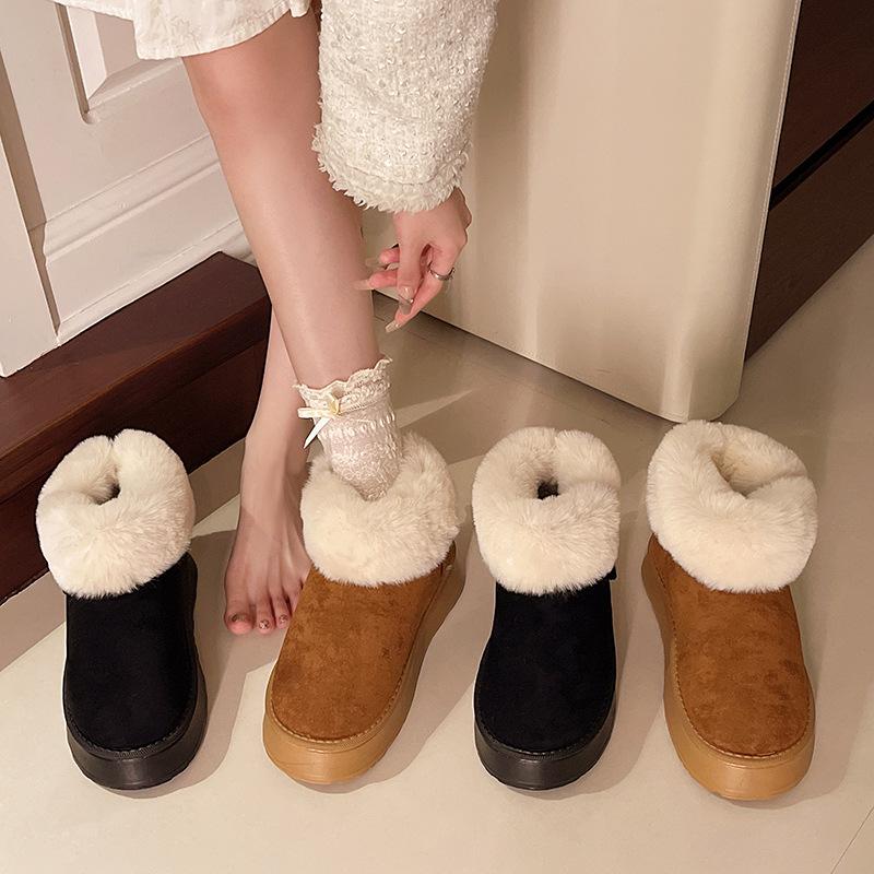 Snow boots with velvet, warm and non-slip for home wear 2025 winter new women's heightened thick-soled fluffy cotton shoes