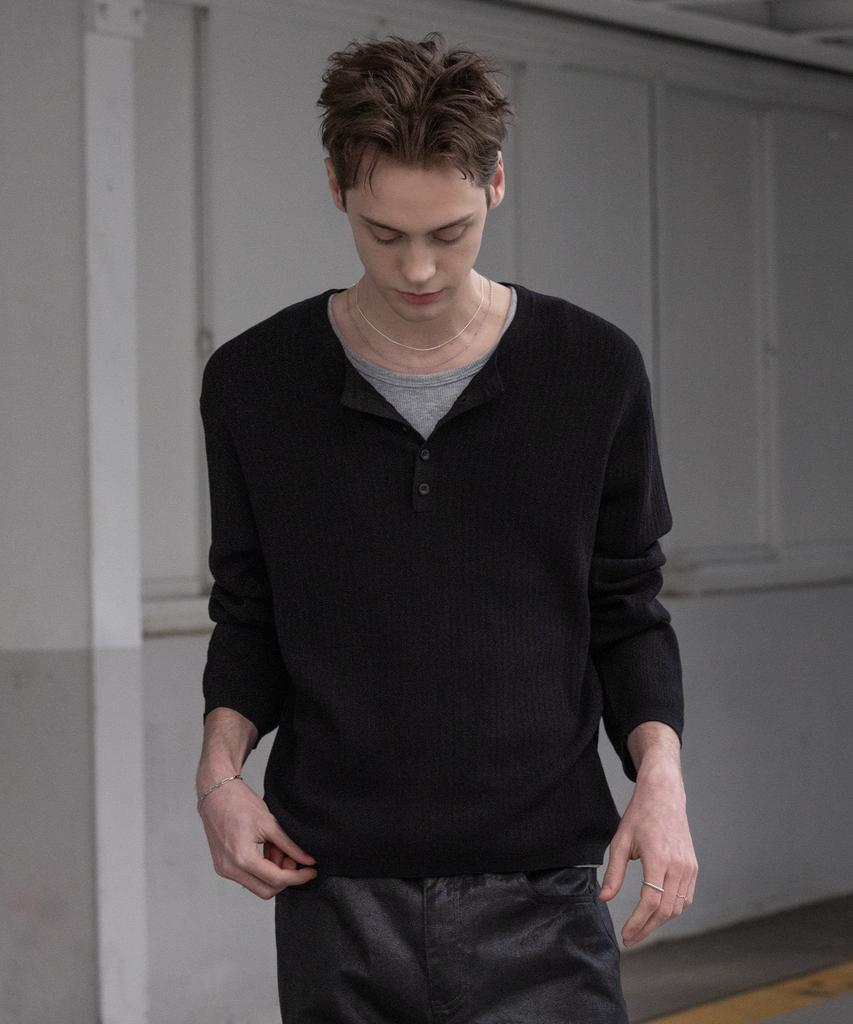 Dekkoloso Light Henley Neck Knit T-Shirt [Black]