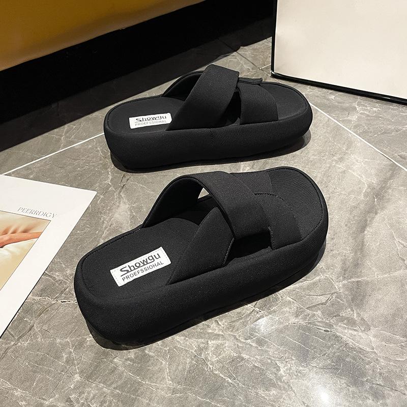 

Летние новые модные универсальные шлепанцы высокого класса женские универсальные шлепанцы на толстой подошве с перекрещенными ремешками 40 чёрный