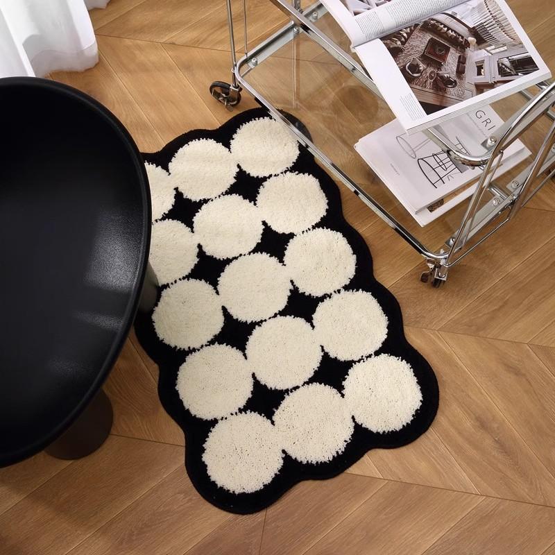 

VIKAMA В стиле Инс Черно-белый Простой Короткий Плюшевый Напольный Коврик Входная Дверь Износостойкий Грязеотталкивающий Коврик для Ног Ковер для Прихожей Ванной Комнаты 40X60CM (1.3X2FT