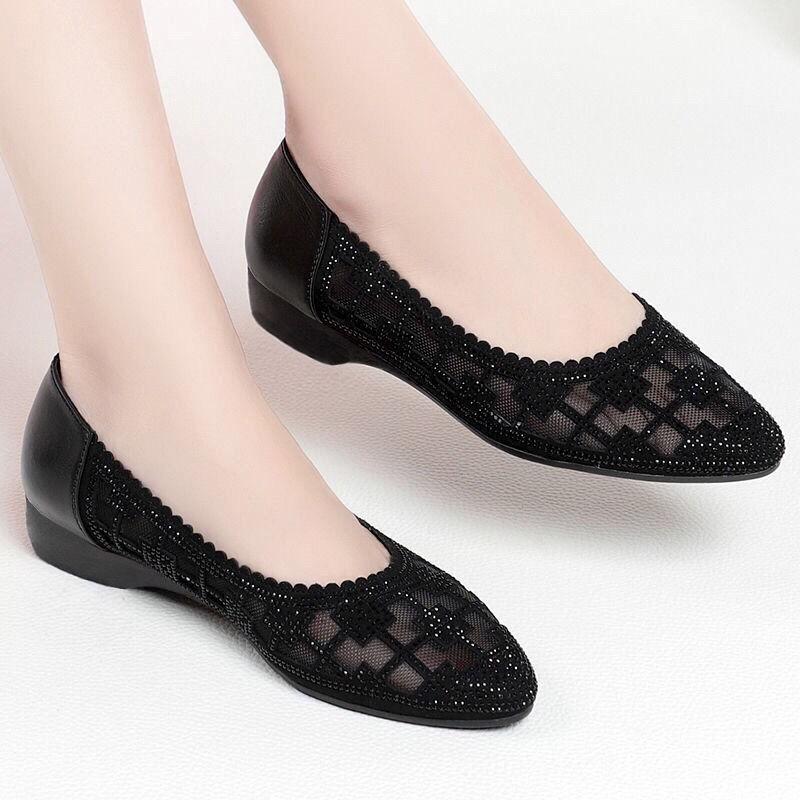 Real soft leather bag head sandals women's spring summer flat bottom hollow single shoes mesh low heel mother shoes large size middle-aged women