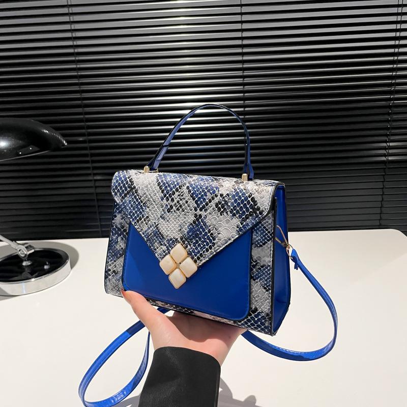 Niche Design Bag Female Beauty 2025 Autumn Shoulder Bag Portable Small Square Bag Personalized Foreign Style Oblique Span Women's Bag