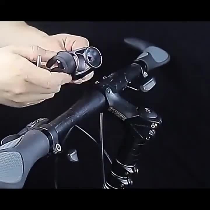 Vattentät 360° roterbar motorcykeltelefonhållare ABS styrmontering med avtagbar rem Pekskärmskompatibel Säkert grepp för cyklar och motorcyklar