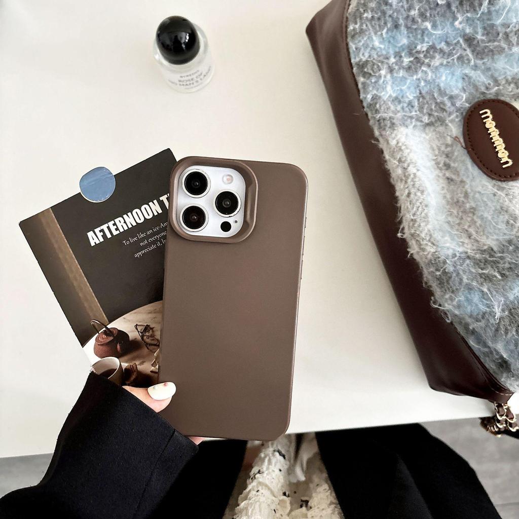 iPhone 15 Pro Max Silicone Case with Large Holes, Frosted Design, Ultra-Thin, Solid Color - Suitable for Men and Women.