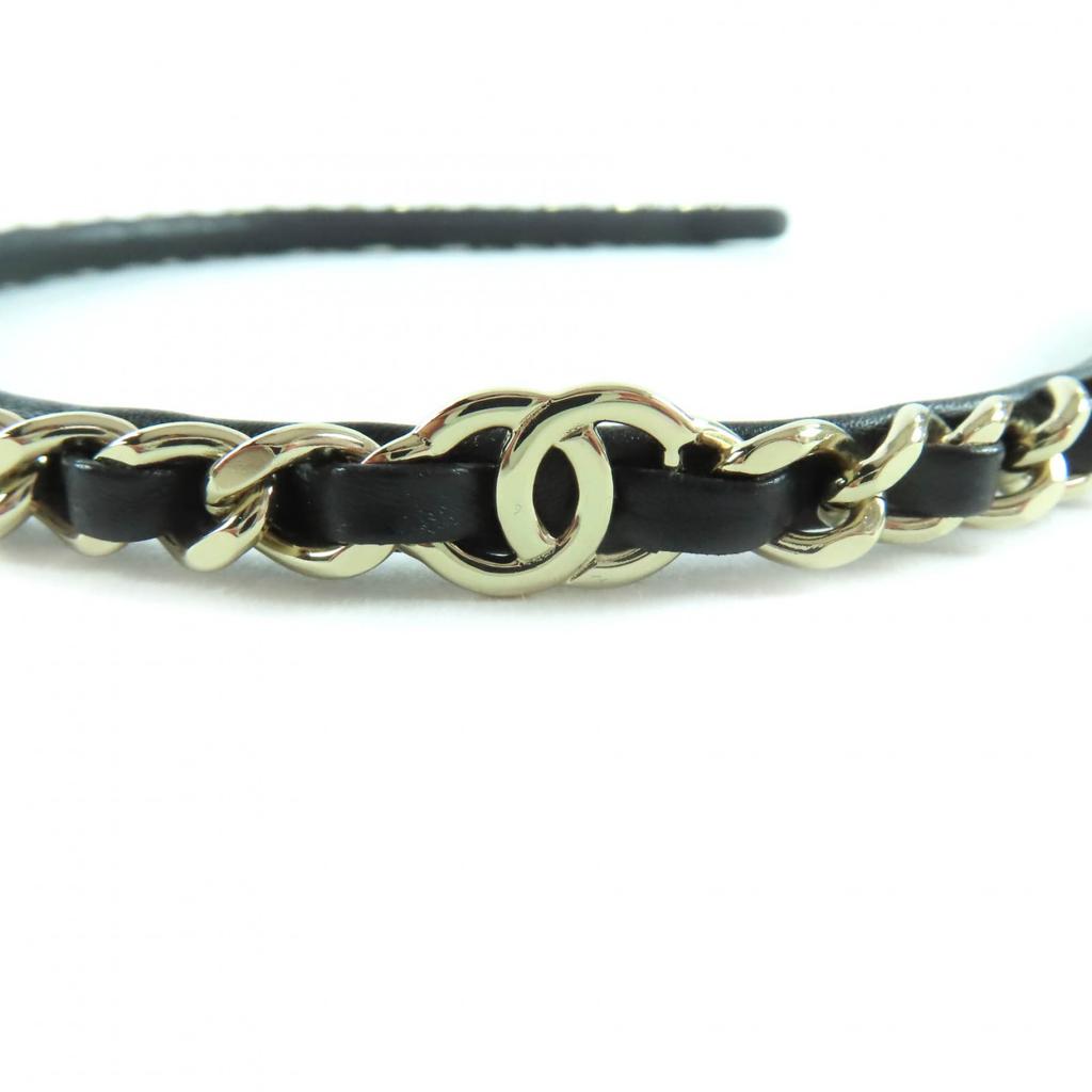 Excellent CHANEL Hair Accessory Black Gold Leather Women B22S Used