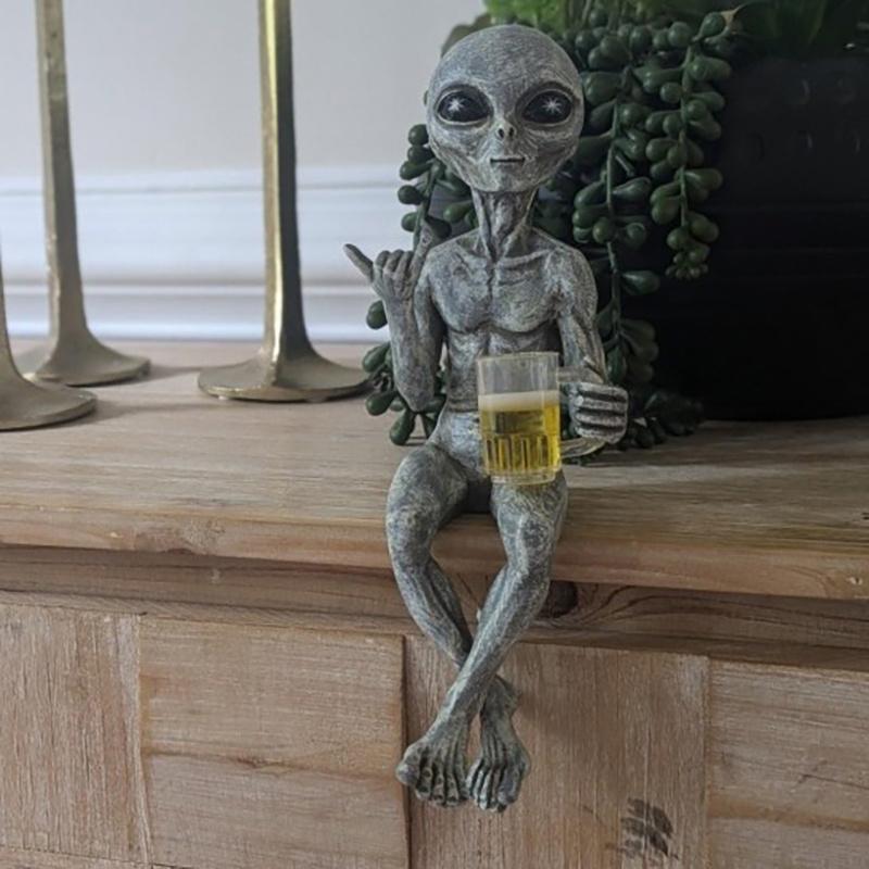 Alien Resin Statue Ornament Alien Garden Sculptures & Statues Yard Best Art Decor For Indoor Outdoor Home Or Office Collectible