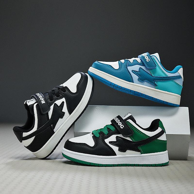 Classmate sports shoes 2025 spring and autumn new boys board shoes leather waterproof children's casual shoes