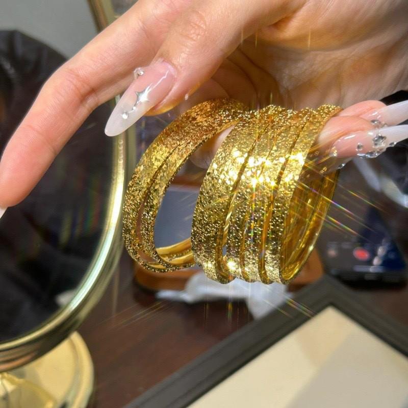 Triangular Crushed Ice Women's Gold Bangle - Luxury Niche High-End Sand Gold Jewelry