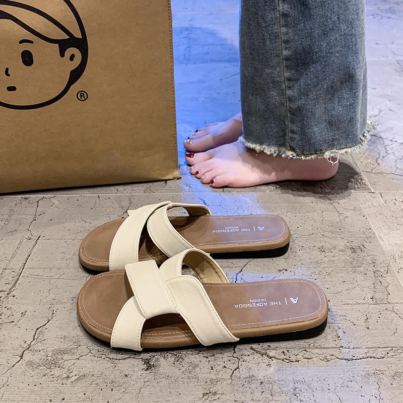 

Soft-bottomed cool slippers women s outer wear summer new with skirt flat-bottomed beach large-size one-word drag 43