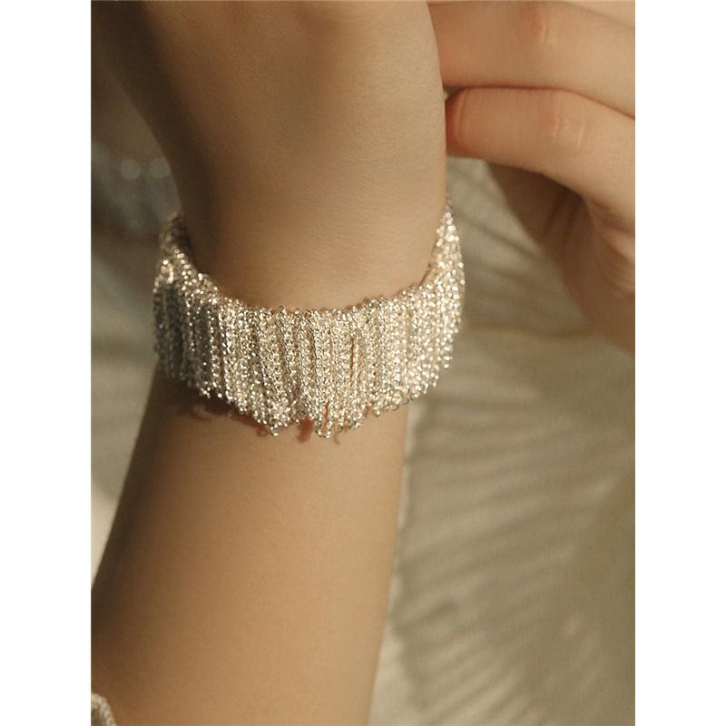 Waterfall Necklace Design Tassel Earrings Female Wave Light Temperament Earrings 14K Collarbone Chain