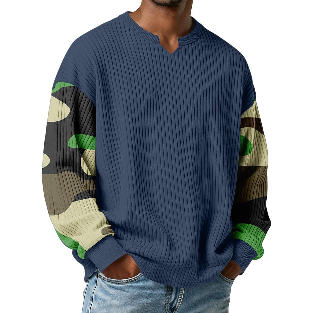 Herrtröja med snygg, ribbad och texturerad långärmad kamouflagemönster