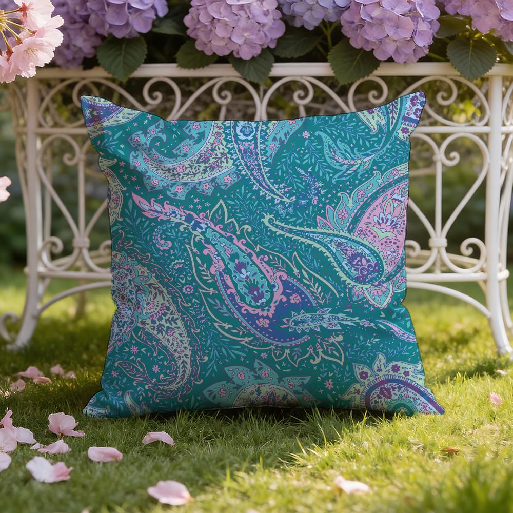 Paisley Bandana Pattern Cushion Cover Home & Car Dual-Scene Pillow Cover: Reversible for Premium Comfort
