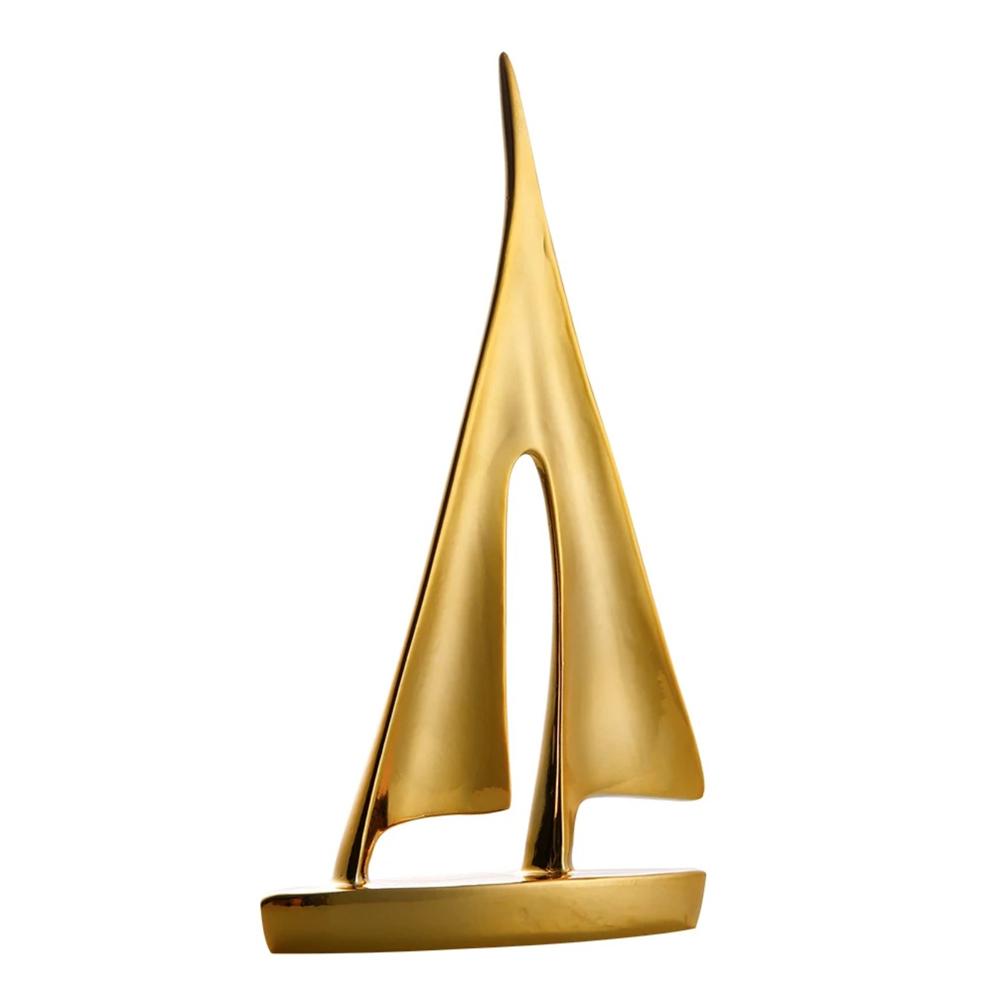 Creativity Smooth Sailing Sailboat Ferry Hollow Out Resin Golden Crafts Ornaments Modern Home Decoration Furnishings Figures