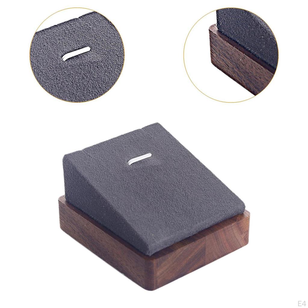 Schicker Holz-Halsketten-Organizer für die elegante Schmuckaufbewahrung