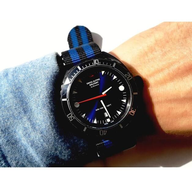 Uhr Swiss Alpine Military SAM7066.1675