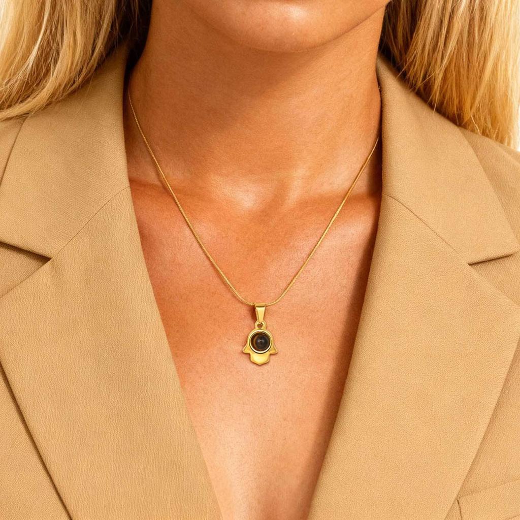 Damen Trendschmuck, Naturstein Edelstahl Fatima Hand Tigerauge Anhänger Halskette