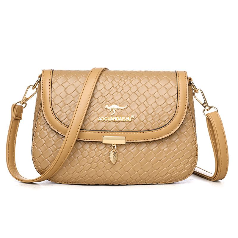 A High-end and Fashionable Single-shoulder Crossbody Bag, A Fashionable Underarm Bag for Middle-aged Women