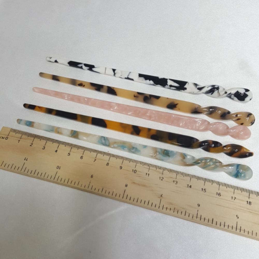 Elegant Celluloid Hairpin (Minimum 3EA)