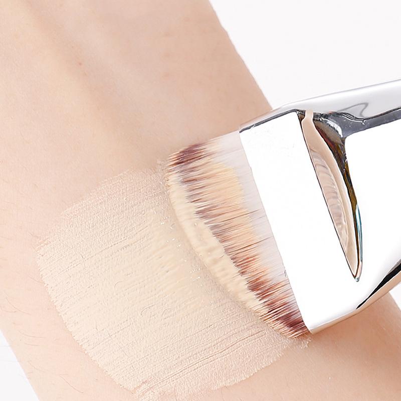 Ultra cienki pędzel do podkładu Lekki i cienki pędzel do konturowania twarzy Płaski pędzel do konturowania Mieszanie podkładu kremowego Pędzel do makijażu