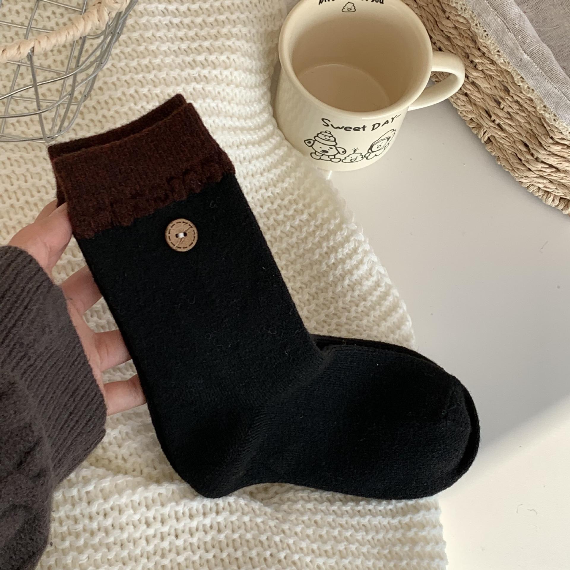 

Brown Red Vintage Color-Blocked Floral Wool Socks For Women Warm Thickened Socks Striped Dots Pile Socks For Women one size fits all