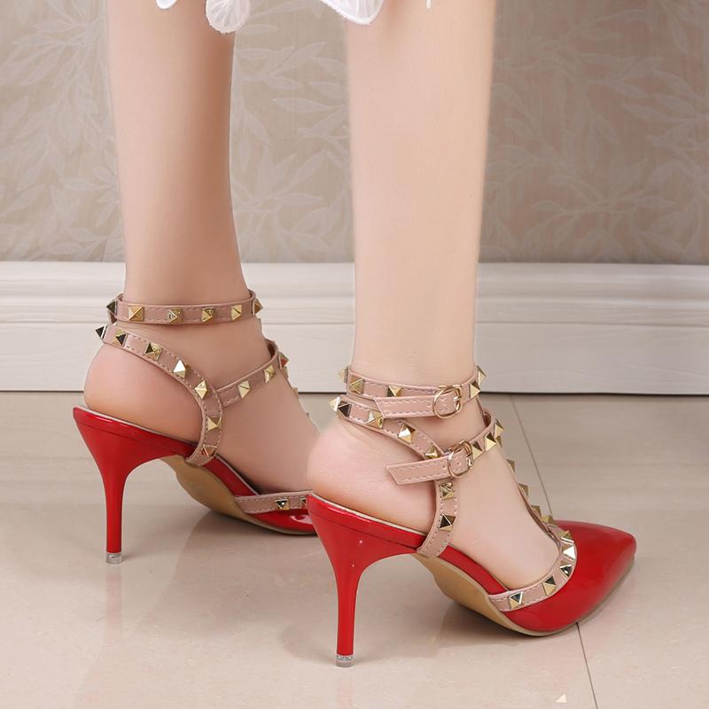 Neue Damen Schuhe Nieten Sandalen Damen Sommer Dick mit Fein mit Hochhackigen Schuhen Spitze Stiletto Sexy Nachtclub Schuhe