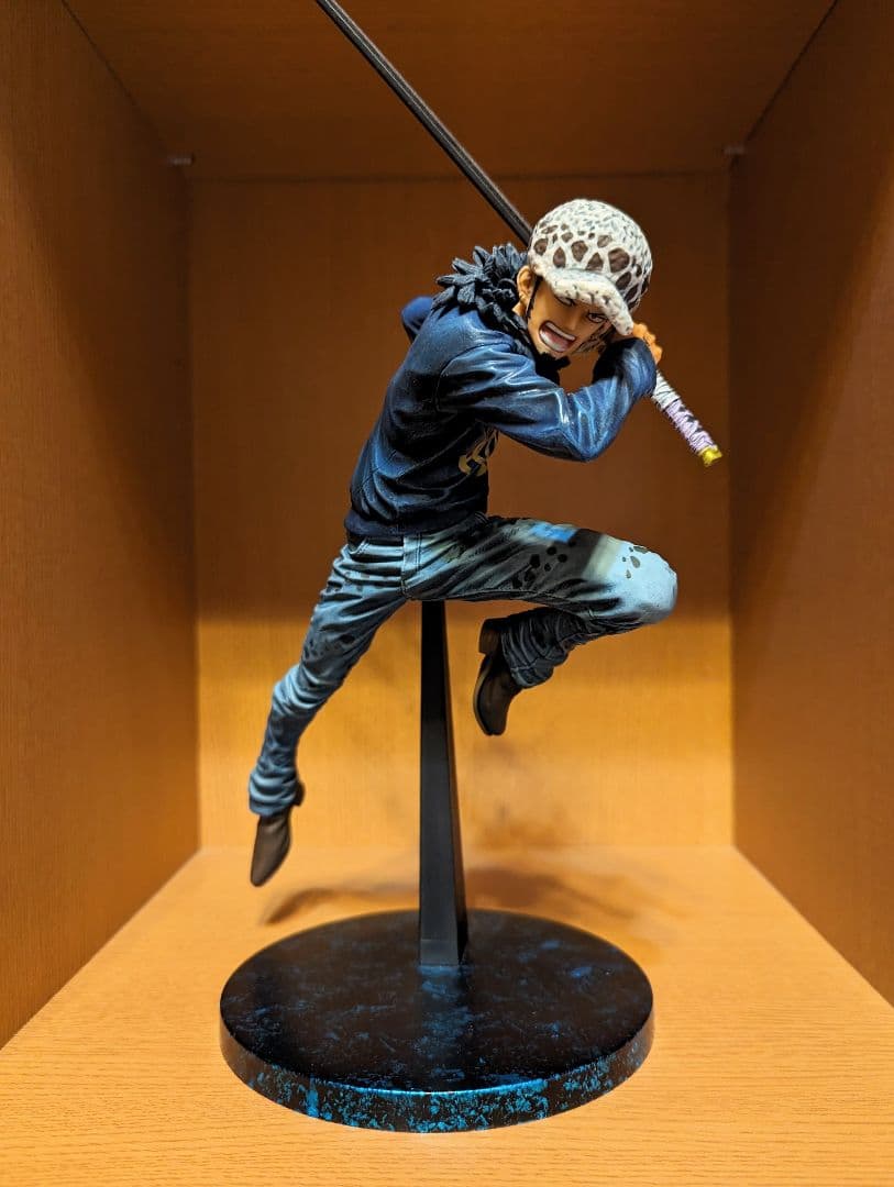 

[USED] One Piece MAXIMATIC Law Repainted Figure