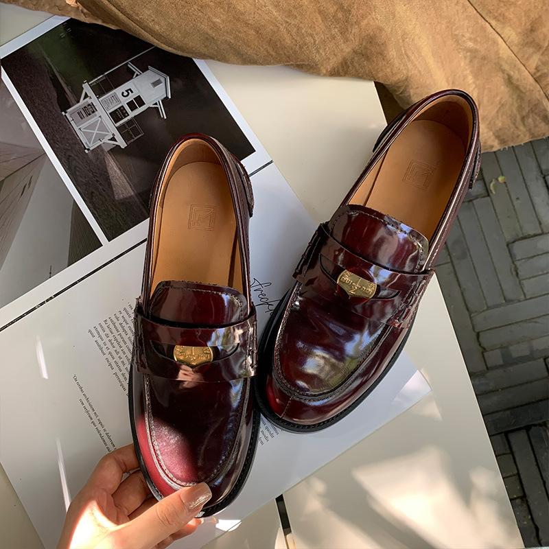 Hand-polished gold coin loafers women's British small leather shoes design sense niche retro thick heel bright leather round head single shoes