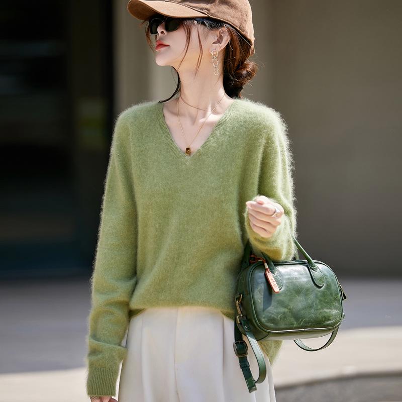 Autumn/Winter 2025 Cashmere Wool Knit V-Neck Women's Sweater