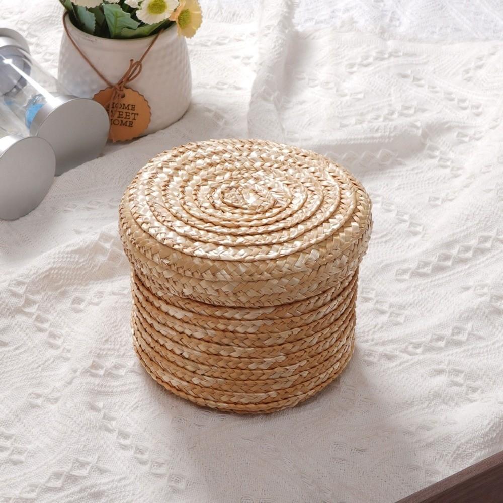 Handmade Woven Woven Storage Basket Round Shape With Lid Straw Storage Box Natural Straw Brown Finish Gift Storage Basket