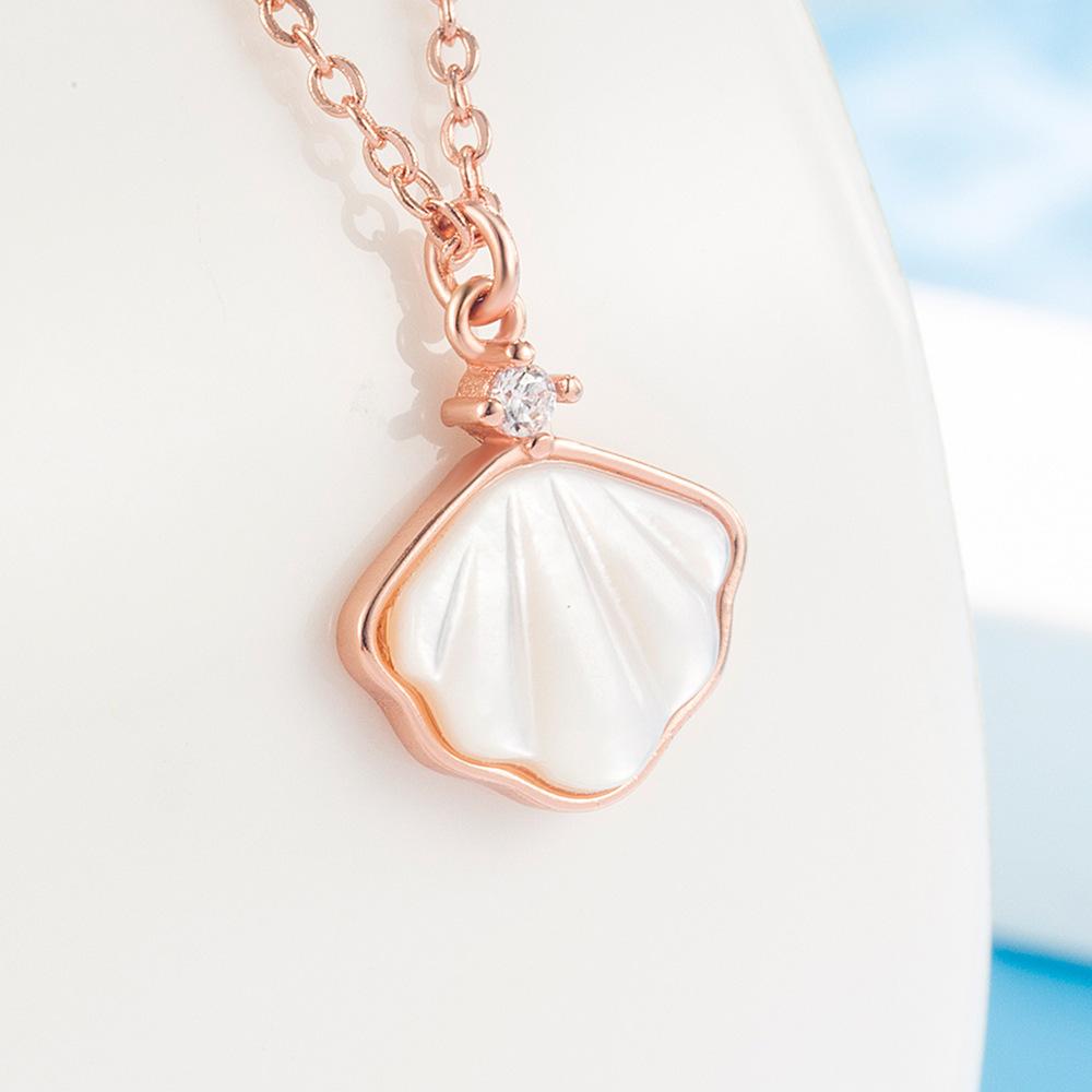 Light Luxury One-Shell Necklace Pendant Simple Necklace Collarbone Chain Elegant Versatile Lady Necklace