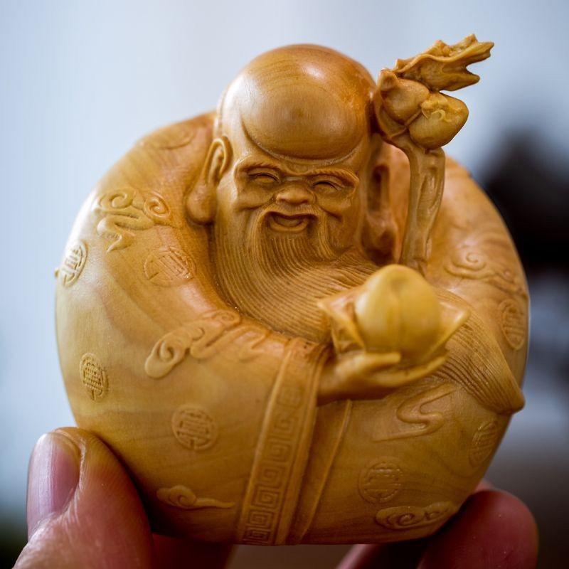 Wood Carving Crafts Auspicious Kirin Small Statue Lucky Mascot Chinese Fortune-making Evil-repelling God Beast Home Art Statue