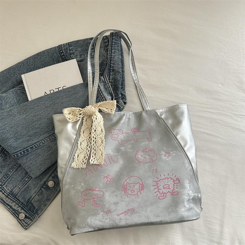 Женская сумка 2025 года новый простой рюкзак большой вместимости универсальный повседневный нишевый одноплечевой мешок с бантом 2098₽