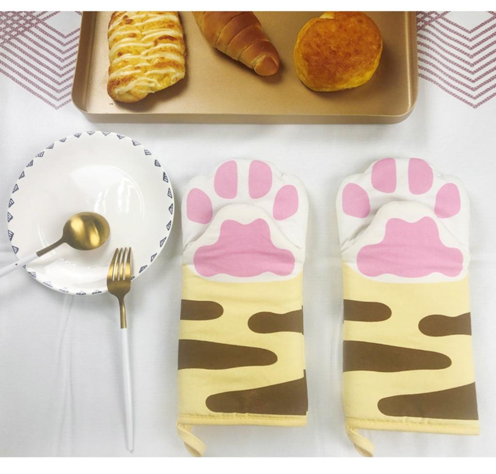 Popular Cat Claw Cotton Oven Gloves Heat Insulation Gloves Microwave Oven Anti-Scalding Gloves