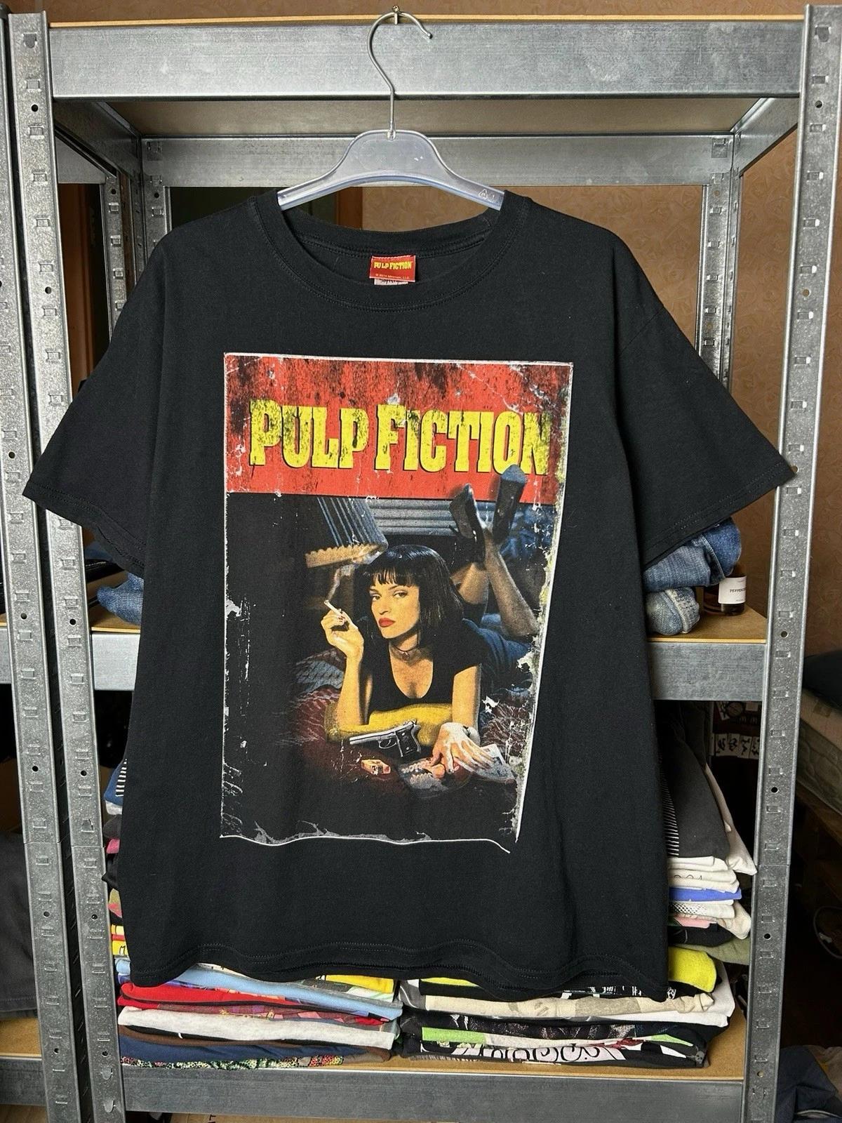 Vintage 2000s Pulp Fiction Quentin Tarantino Movie T-shirt Size L S