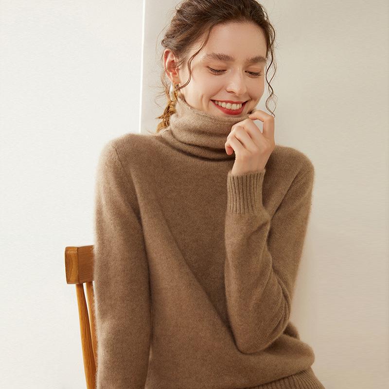 Cashmere Stack Collar Sweater: 2025 Autumn/Winter Women's Loose Slimming Korean Style Pullover Base Layer.